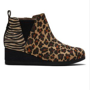 NWT TOMS  Beige Animal-Print Kelsey Suede Boot